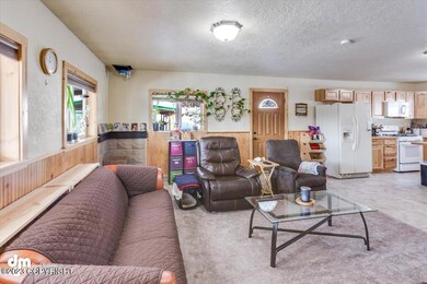 06-Living Room SM_DMD_5459-Edit