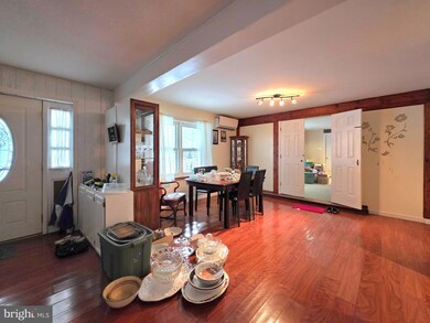 7117 Judith Ave, Alexandria, VA 22315 - photo 4