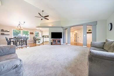 3091 Ruby Dr, Medford, OR 97504 - photo 6