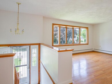 61 Argonne St, Johnston, RI 02919 - photo 2