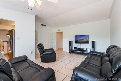 15220 SW 81st Ln, Miami, FL 33193 - photo 5