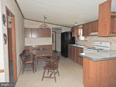 627 County Route 10 1, Hedgesville, WV 25427 - photo 6