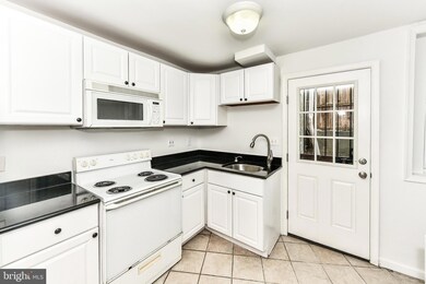 203 R St NW unit B, Washington, DC 20001 - photo 5