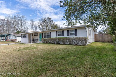 2069 Hugh Edwards Dr, Jacksonville, FL 32210 - photo 2