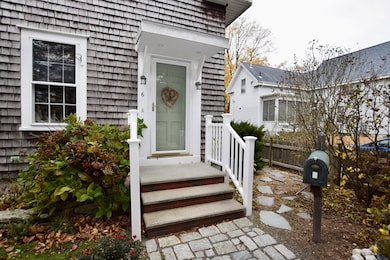 6 Barrows St, Middleboro, MA 02346 - photo 2