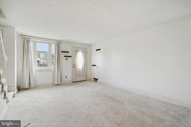 1060 Oakwood Dr, Glenolden, PA 19036 - photo 3