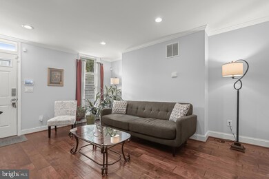 304 S Mount St, Baltimore, MD 21223 - photo 3