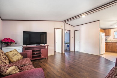 2700 7th St, Elkhart, IN 46517 - photo 5