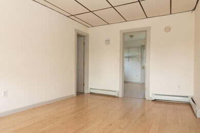 77 River St, Rutland, VT 05701 - photo 5