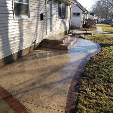 414 35th St SE, Cedar Rapids, IA 52403 - photo 6