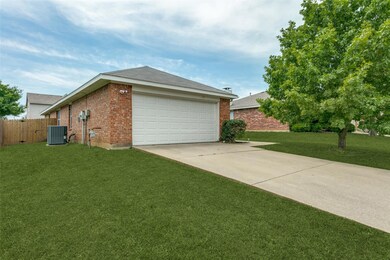 2720 Weslayan Dr, Denton, TX 76210 - photo 2