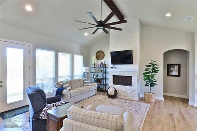 3418 Front Nine Dr, Abilene, TX 79606 - photo 7