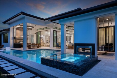 Park Shore Awesome pool
