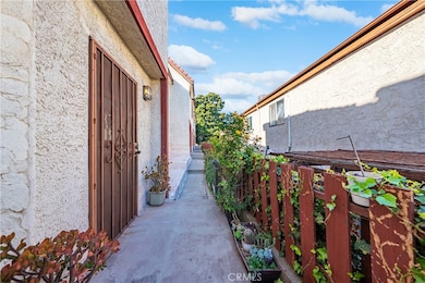 1290 Elm Ave unit D, San Gabriel, CA 91775 - photo 3