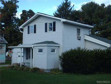 Exterior Front Right side