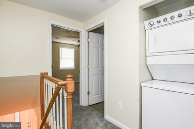 908 Winsap Ct, Halethorpe, MD 21227 - photo 7