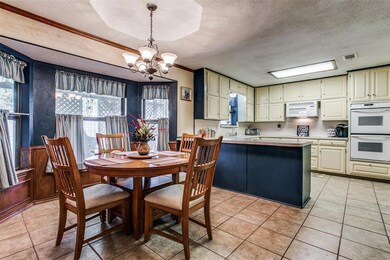 7617 Perkins Dr, North Richland Hills, TX 76182 - photo 5