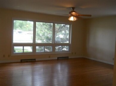 3048 Lincoln St, Highland, IN 46322 - photo 4