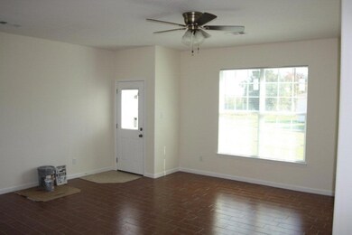 420 Mechanic St unit A, Tomball, TX 77375 - photo 6