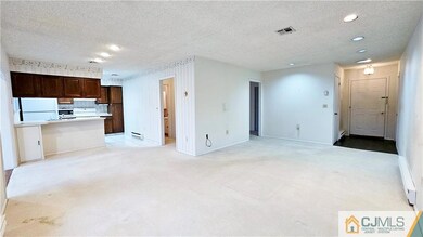 748C Dilatus Plaza unit 748B, Monroe Township, NJ 08831 - photo 3