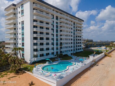 AQUARIUS AERIALS POOLSIDE SEAWALL