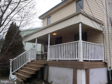 905 W Ashland Ave, Glenolden, PA 19036 - photo 2