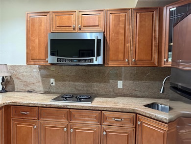 811 NE 10th St unit 4, Hallandale Beach, FL 33009 - photo 5