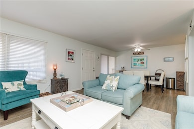 Open Floorplan!