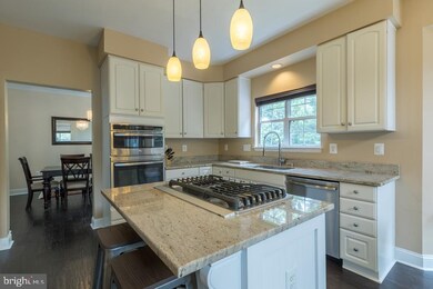 20504 Brandywine Ct, Sterling, VA 20165 - photo 3