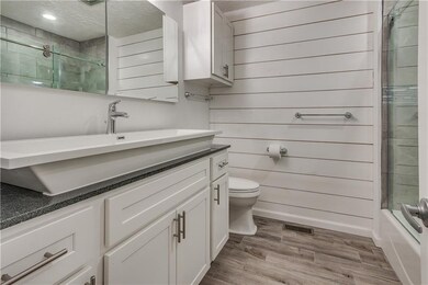 6316 N Sterling Dr, Oklahoma City, OK 73122 - photo 4