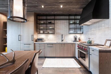 7461 E Stardust Ct 312C 321-004-003-E St