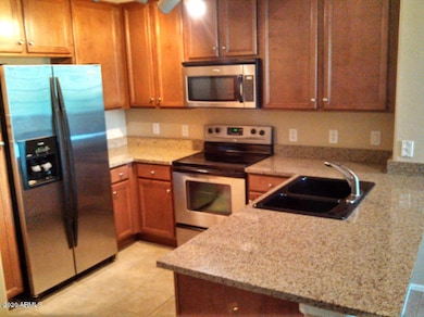 4081 E Windsor Dr unit 321, Gilbert, AZ 85296 - photo 2