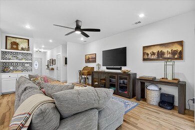 206 Parkside Dr, Trinidad, TX 75163 - photo 7