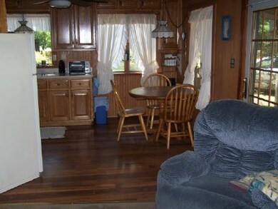 3251 aarons dining