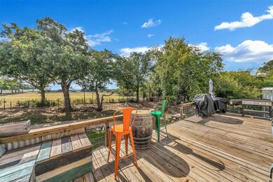 591 Willow Cir, Springtown, TX 76082 - photo 3