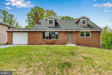 113 Sharon Rd, Enola, PA 17025 - photo 2