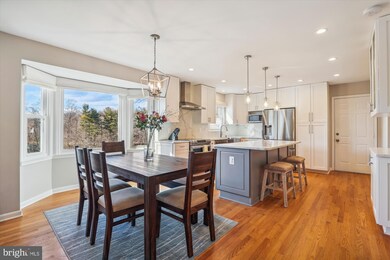 15346 Edgehill Dr, Dumfries, VA 22025 - photo 5