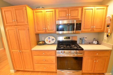 416 Maple St, Franklin, MA 02038 - photo 5