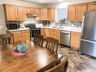 7526 Maeve Dr, Fort Wayne, IN 46835 - photo 5