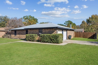 520 Palo Duro Dr, Joshua, TX 76058 - photo 3