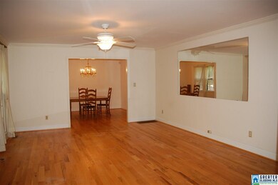 1752 Woodbine Dr, Birmingham, AL 35216 - photo 4