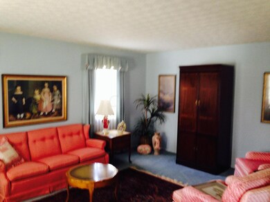 1536 Lorraine Ave, Columbus, OH 43235 - photo 3