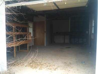 Attached Garage