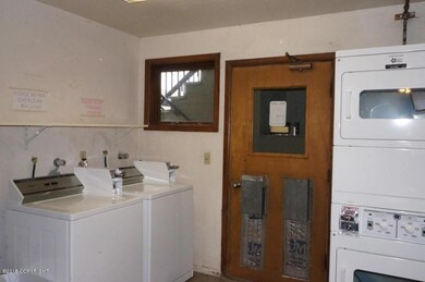3101 Eide St unit E, Anchorage, AK 99503 - photo 2