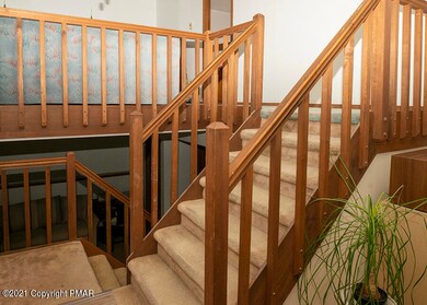 8873 Chipmunk Ln, Tobyhanna, PA 18466 - photo 7