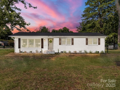 744 University Dr, Rock Hill, SC 29730 - photo 2