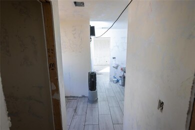 9236 NW 87th St, Yukon, OK 73099 - photo 4