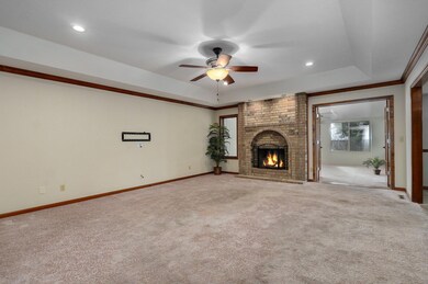 4142 E Stanford St-7