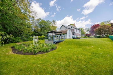 1f-33 Nealley St