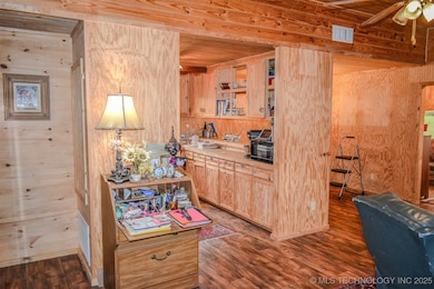 919 N 4210 Rd, Hugo, OK 74743 - photo 5